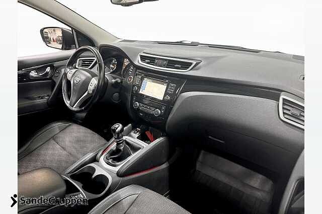 Nissan Qashqai 1,6 dCi 130 Tekna 4x4