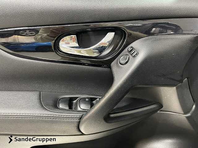 Nissan Qashqai 1,6 dCi 130 Tekna 4x4